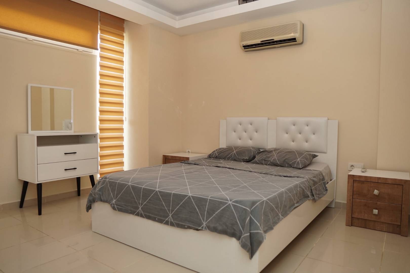 Serik Kadriye'de Site İçerisinde, Ortak Havuzlu, Kiralık Dubleks