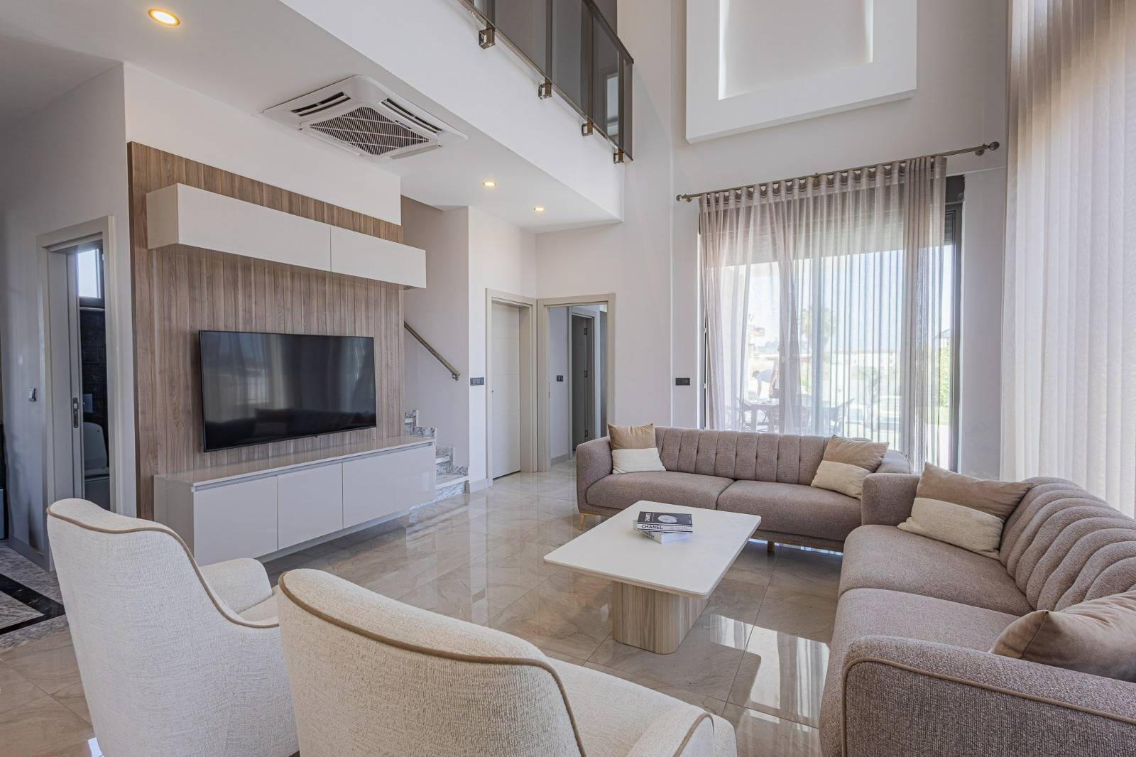 Serik Kadriye'de Yemyeşil Bahçeli, Özel Havuzlu, 4+1 Villa 46219 — 5