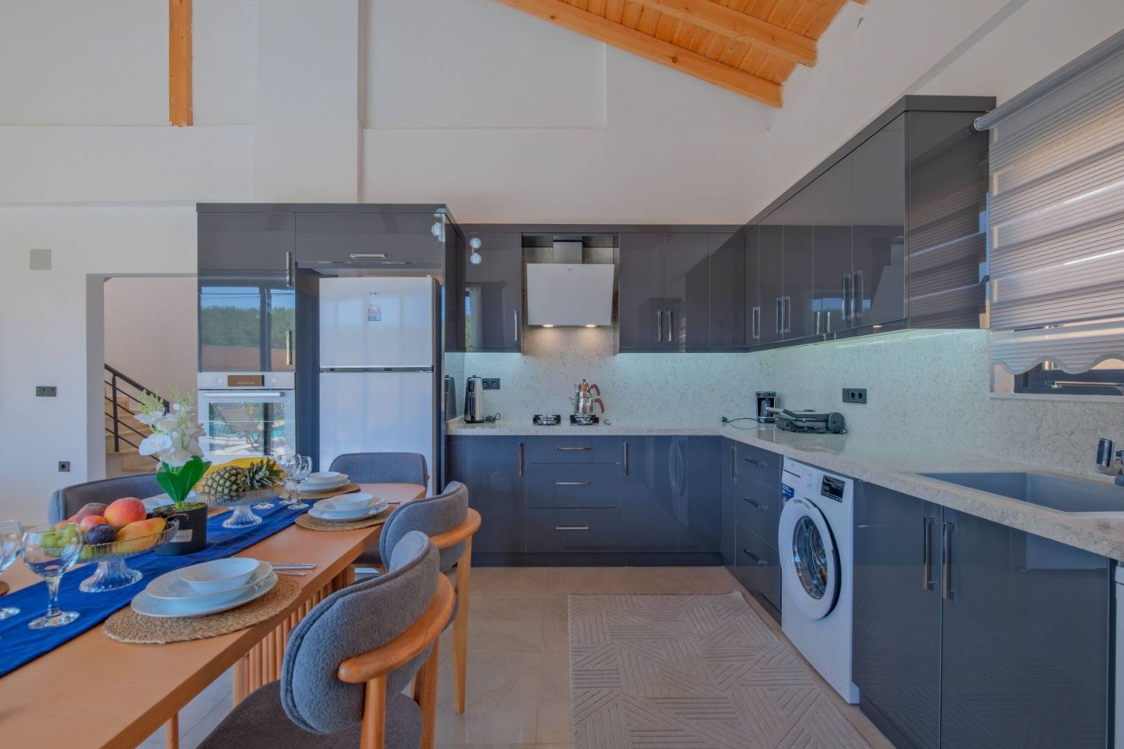 Seydikemer Çaltıözü'nde Doğa İle İç İçe, Özel Havuzlu, Bahçeli Villa 45814 — 9