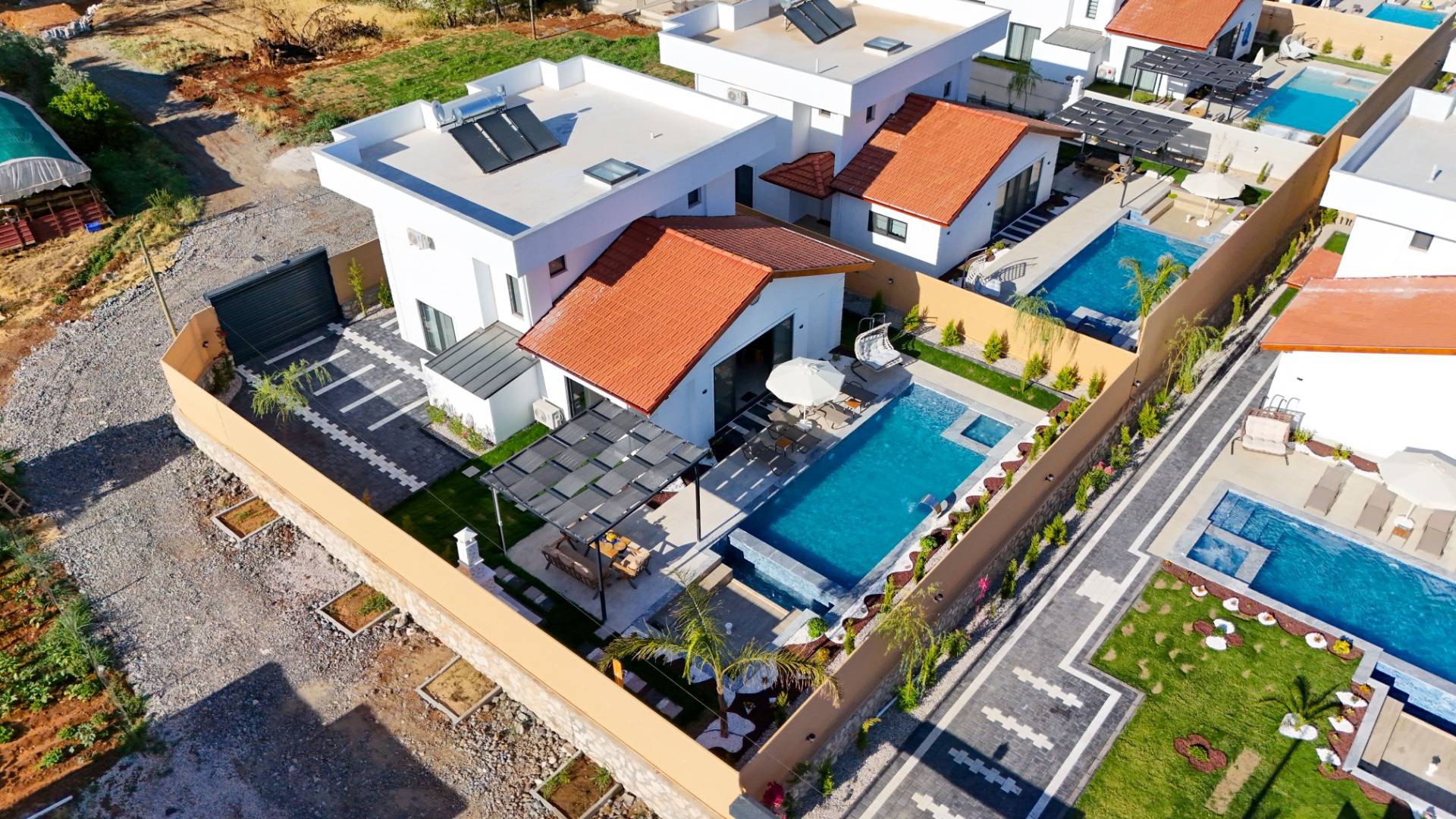 Seydikemer Çaltıözü'nde Doğa İle İç İçe, Özel Havuzlu, Lüks Villa