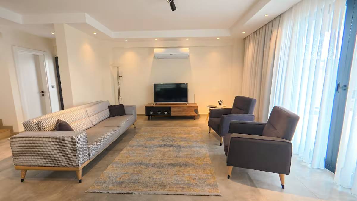 Seydikemer Cumhuriyet'te Sakin Konumda, Özel Havuzlu, Bahçeli Villa 46232 — 8