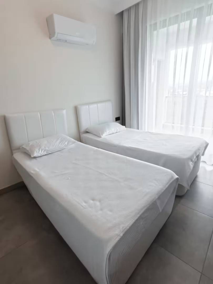 Seydikemer Cumhuriyet'te Sakin Konumda, Özel Havuzlu, Bahçeli Villa