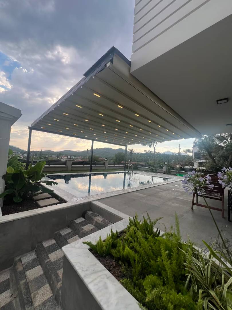 Seydikemer Cumhuriyet'te Sakin Konumda, Özel Havuzlu, Bahçeli Villa