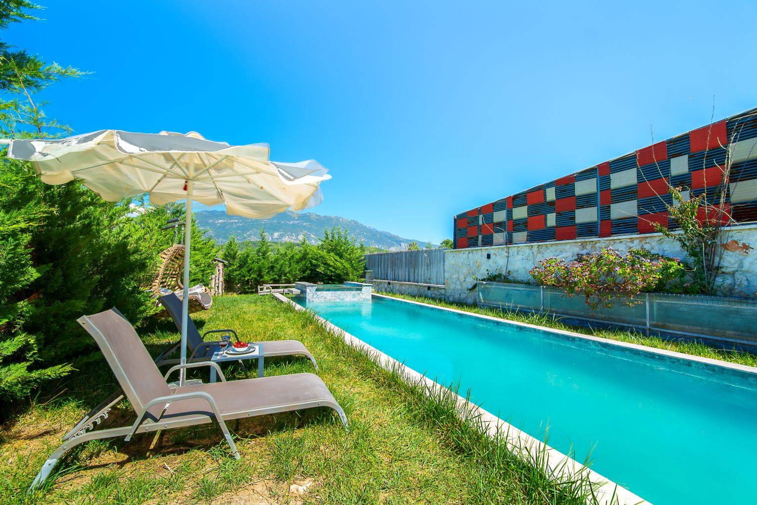 Seydikemer Demirler'de Otantik Tasarımlı, Özel Havuzlu, Bahçeli Villa 46076 — 6