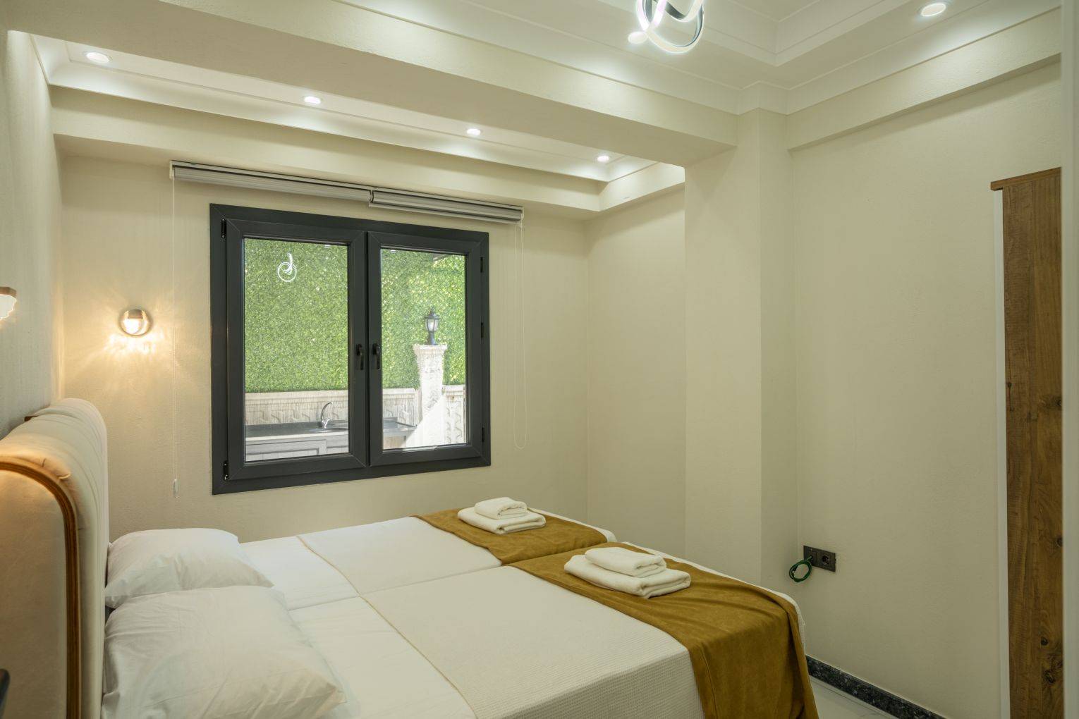 Seydikemer Gerişburnu'nda Doğa İçerisinde, Özel Havuzlu, Jakuzili Villa
