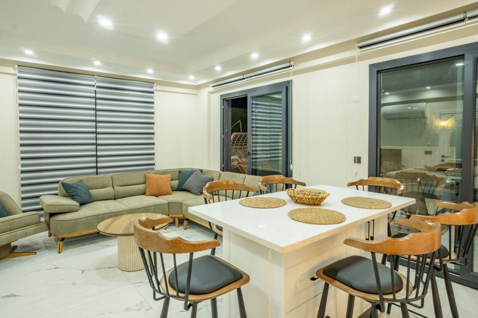 Seydikemer Gerişburnu'nda Geniş Ailelere Uygun, Özel Havuzlu, 3+1 Kiralık Villa 46146 — 9