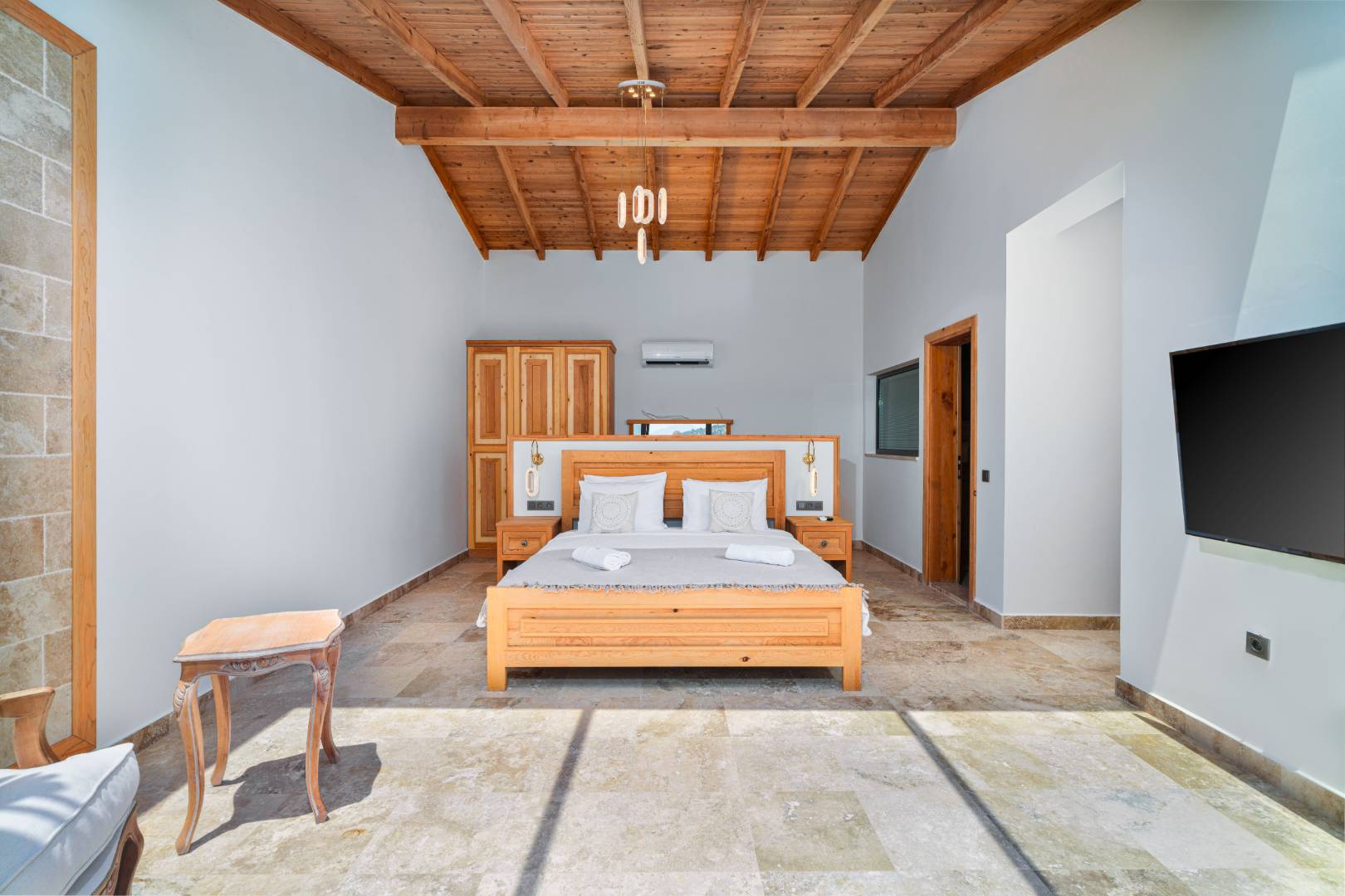 Fethiye Seydikemer'de Doğa İle İç İçe, Özel Havuzlu, Lüks Villa