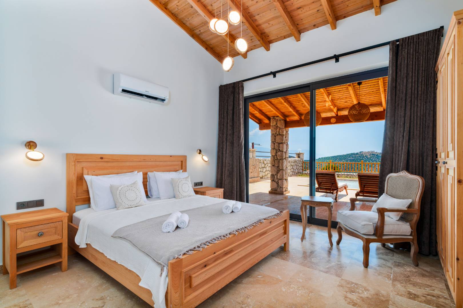 Fethiye Seydikemer'de Doğa İle İç İçe, Özel Havuzlu, Lüks Villa