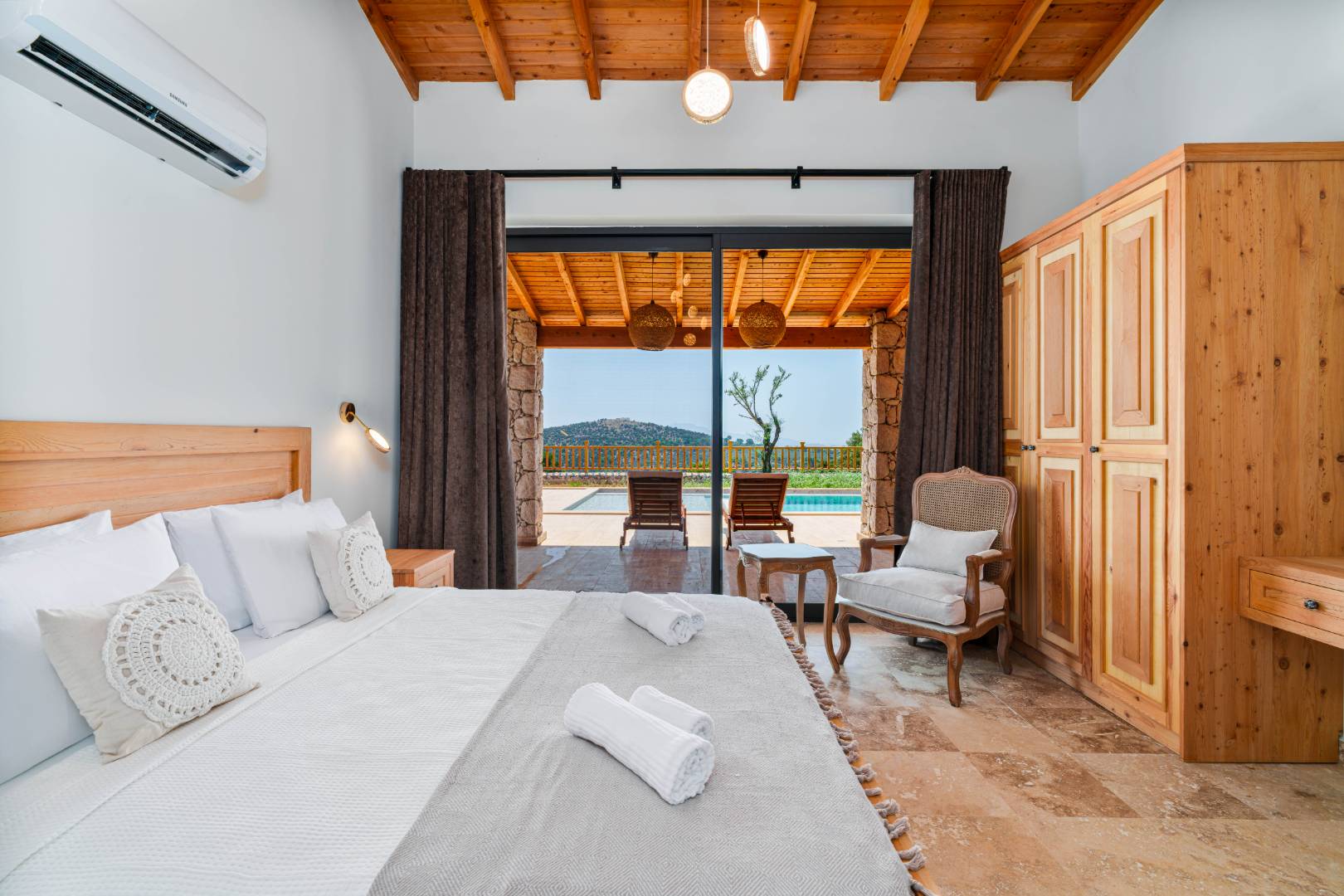 Fethiye Seydikemer'de Doğa İle İç İçe, Özel Havuzlu, Lüks Villa