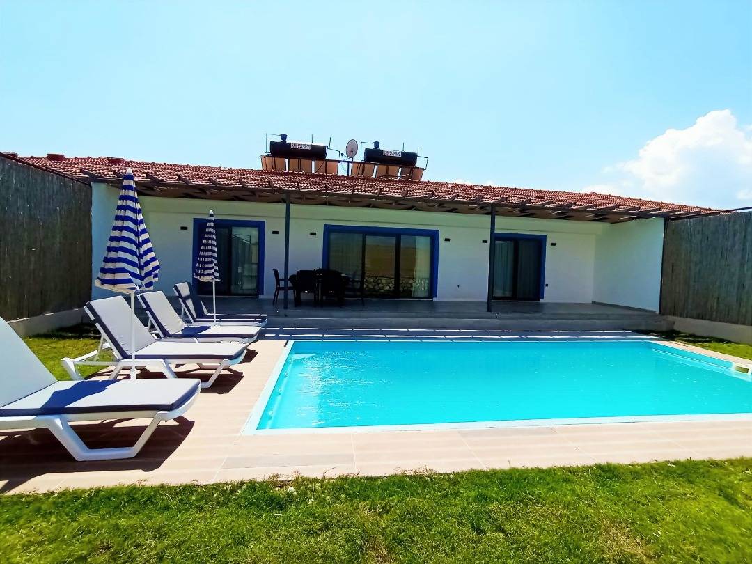 Seydikemer Korubükü'nde Çekirdek Ailelere Uygun, Özel Havuzlu, Bahçeli Villa