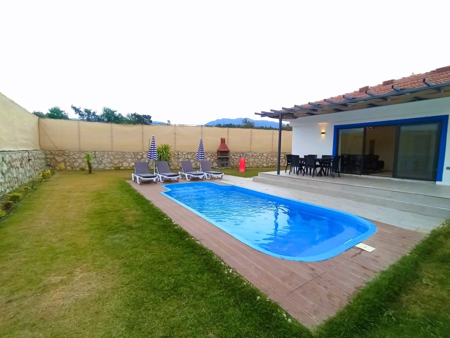 Seydikemer Korubükü'nde Sakin Konumda, Özel Havuzlu, 2+1 Villa 45931 — 2