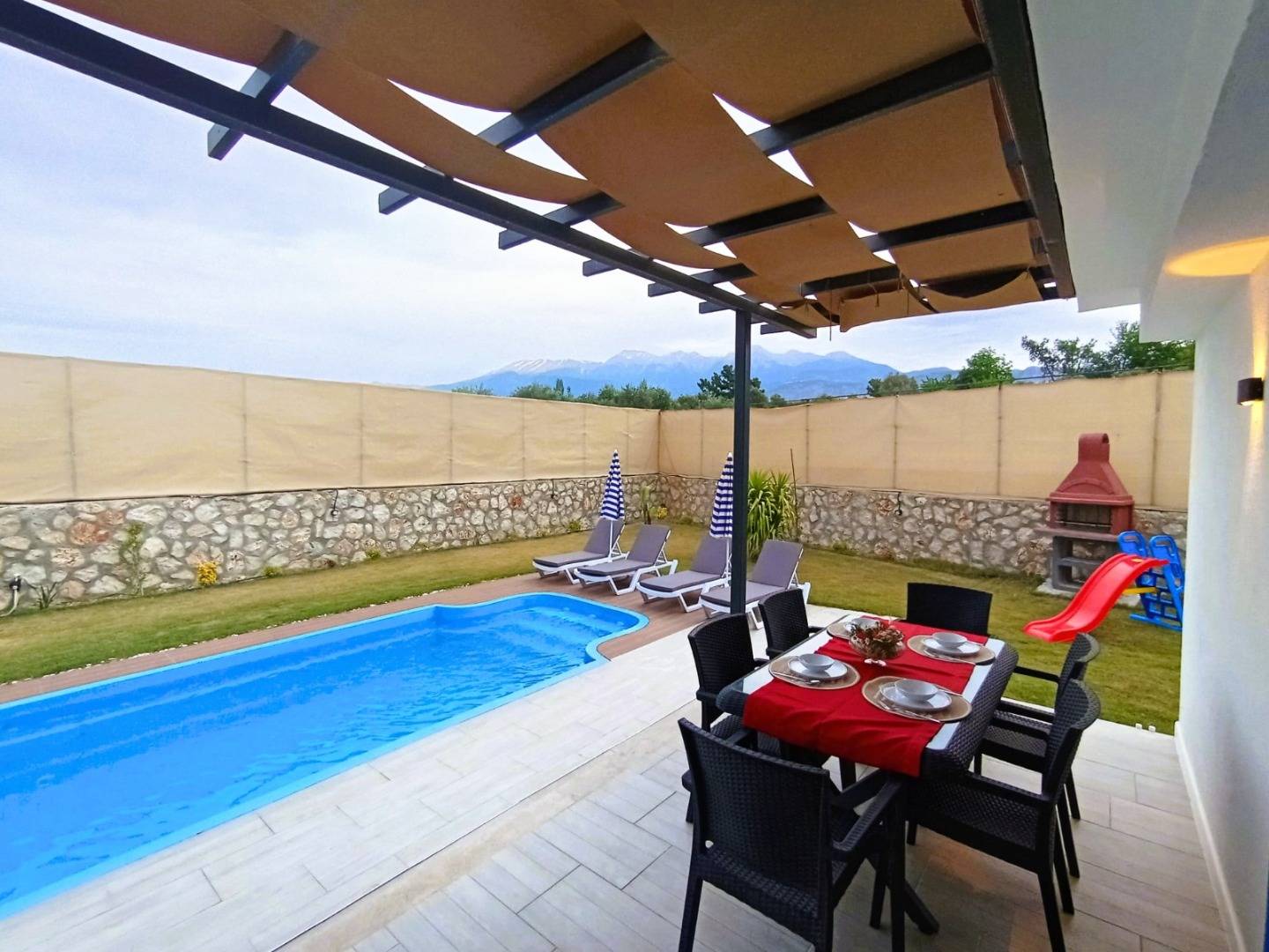 Seydikemer Korubükü'nde Sakin Konumda, Özel Havuzlu, 2+1 Villa 45931 — 6