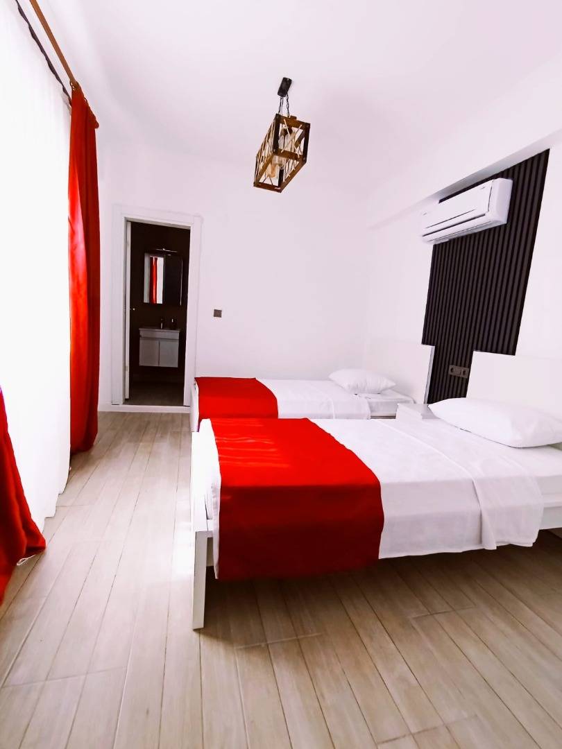Seydikemer Korubükü'nde Sakin Konumda, Özel Havuzlu, 2+1 Villa