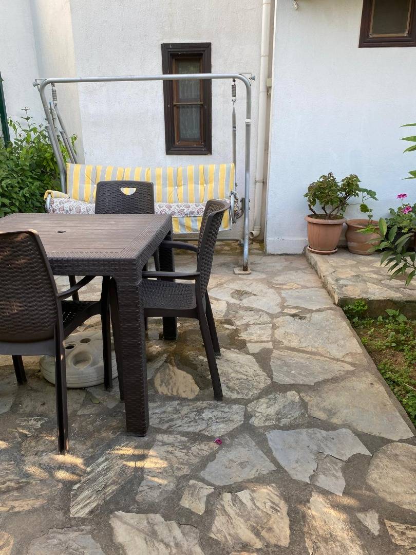 Ula Akyaka'da Geniş Ailelere Uygun, 8 Kişilik, Konforlu Ev