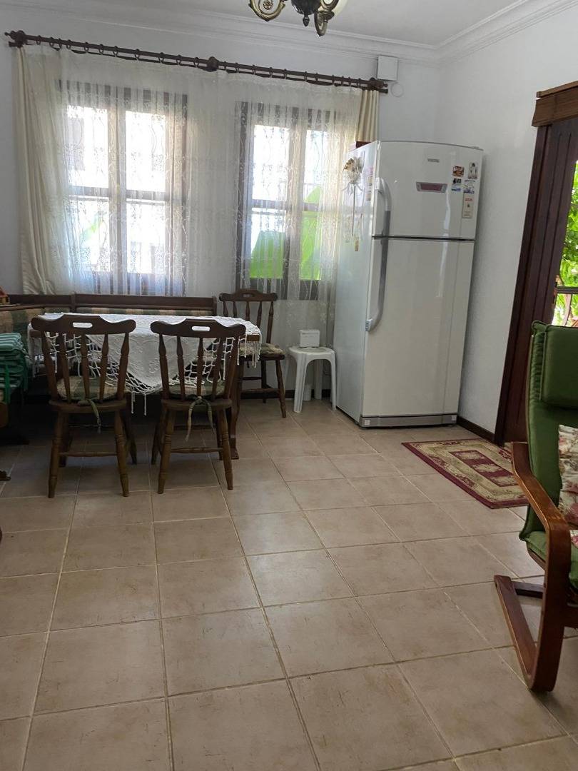 Ula Akyaka'da Geniş Ailelere Uygun, 8 Kişilik, Konforlu Ev