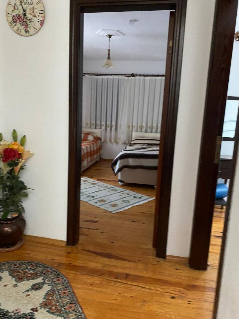Ula Akyaka'da Geniş Ailelere Uygun, 8 Kişilik, Konforlu Ev