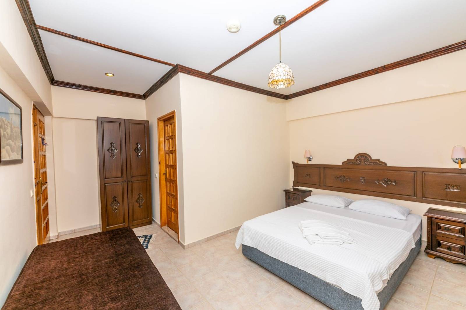 Ula Kızılyaka Kalabalık Ailelere Uygun, Özel Havuzlu, Geniş Villa