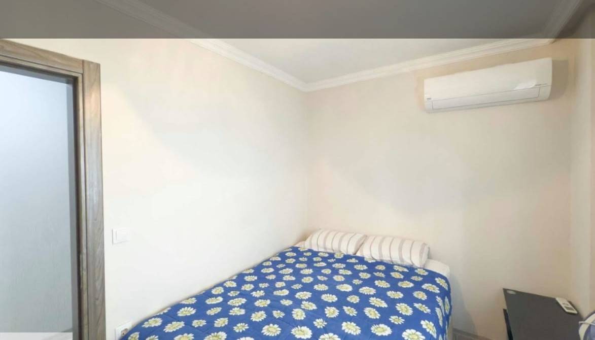 Urla Güzelbahçe'de Denize Yakın, Bahçeli, 2+1 Villa