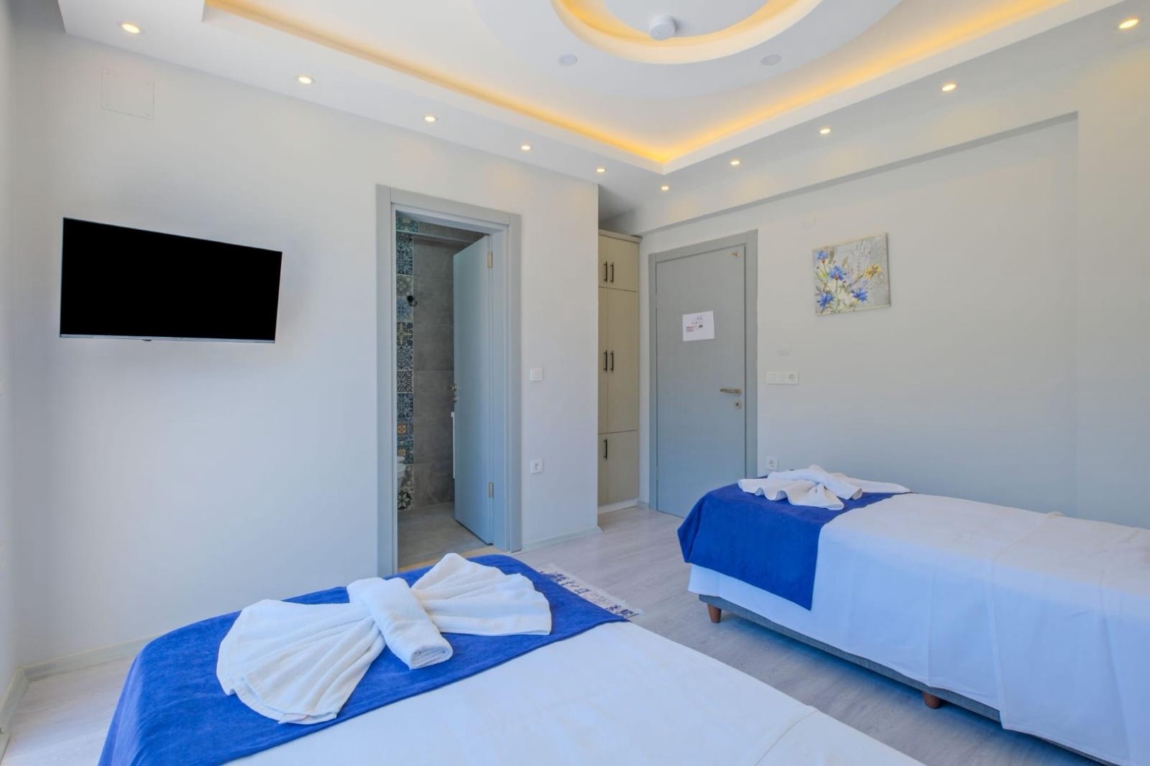 Fethiye Karaçulha'da Geniş Ailelere Uygun, Özel Havuzlu, Modern Villa