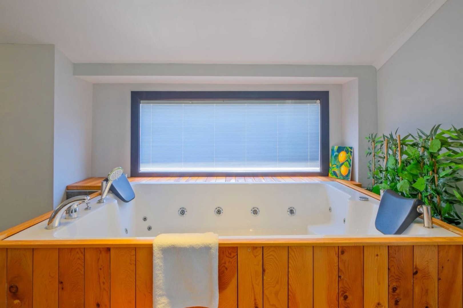 Fethiye Karaçulha'da Geniş Ailelere Uygun, Özel Havuzlu, Modern Villa