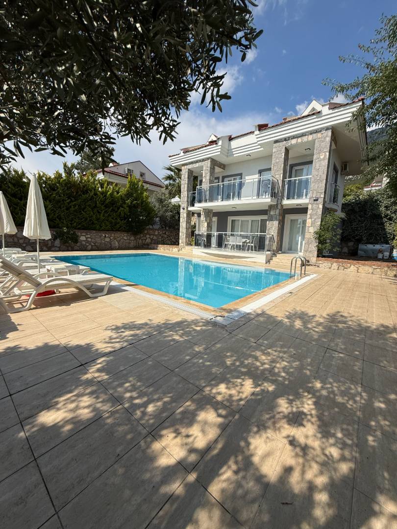 Fethiye Ölüdeniz'de Kalabalık Ailelere Uygun, Özel Havuzlu, Modern Villa