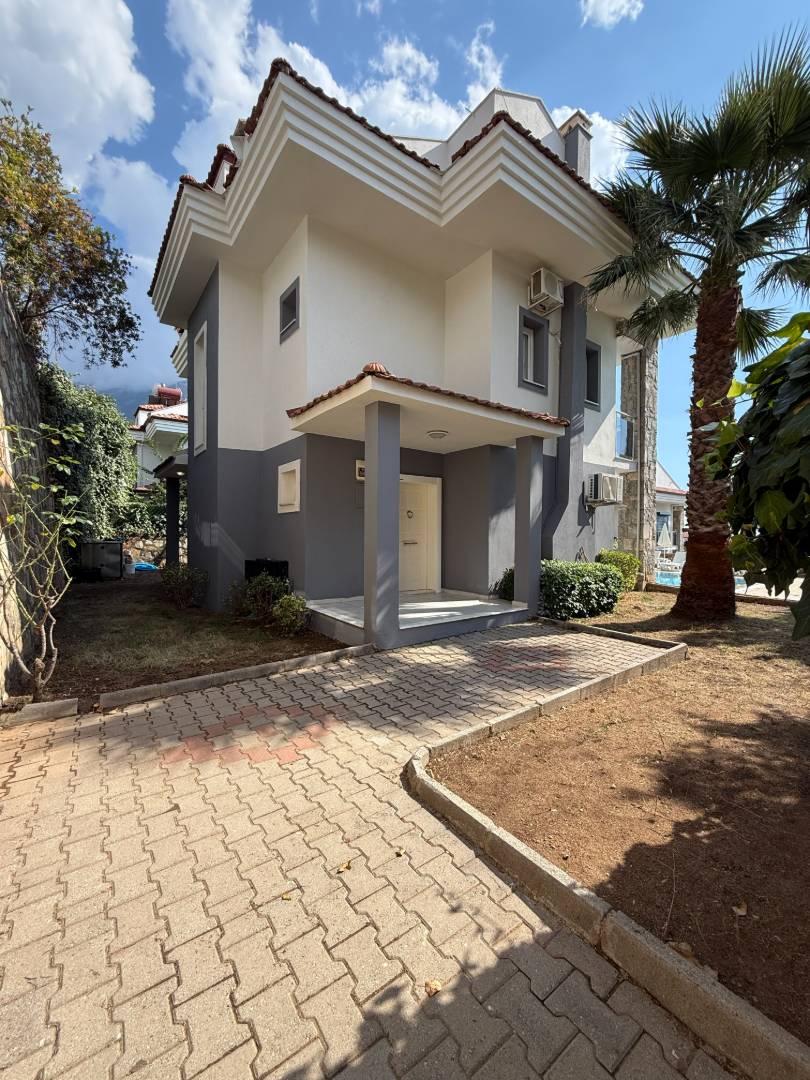 Fethiye Ölüdeniz'de Kalabalık Ailelere Uygun, Özel Havuzlu, Modern Villa
