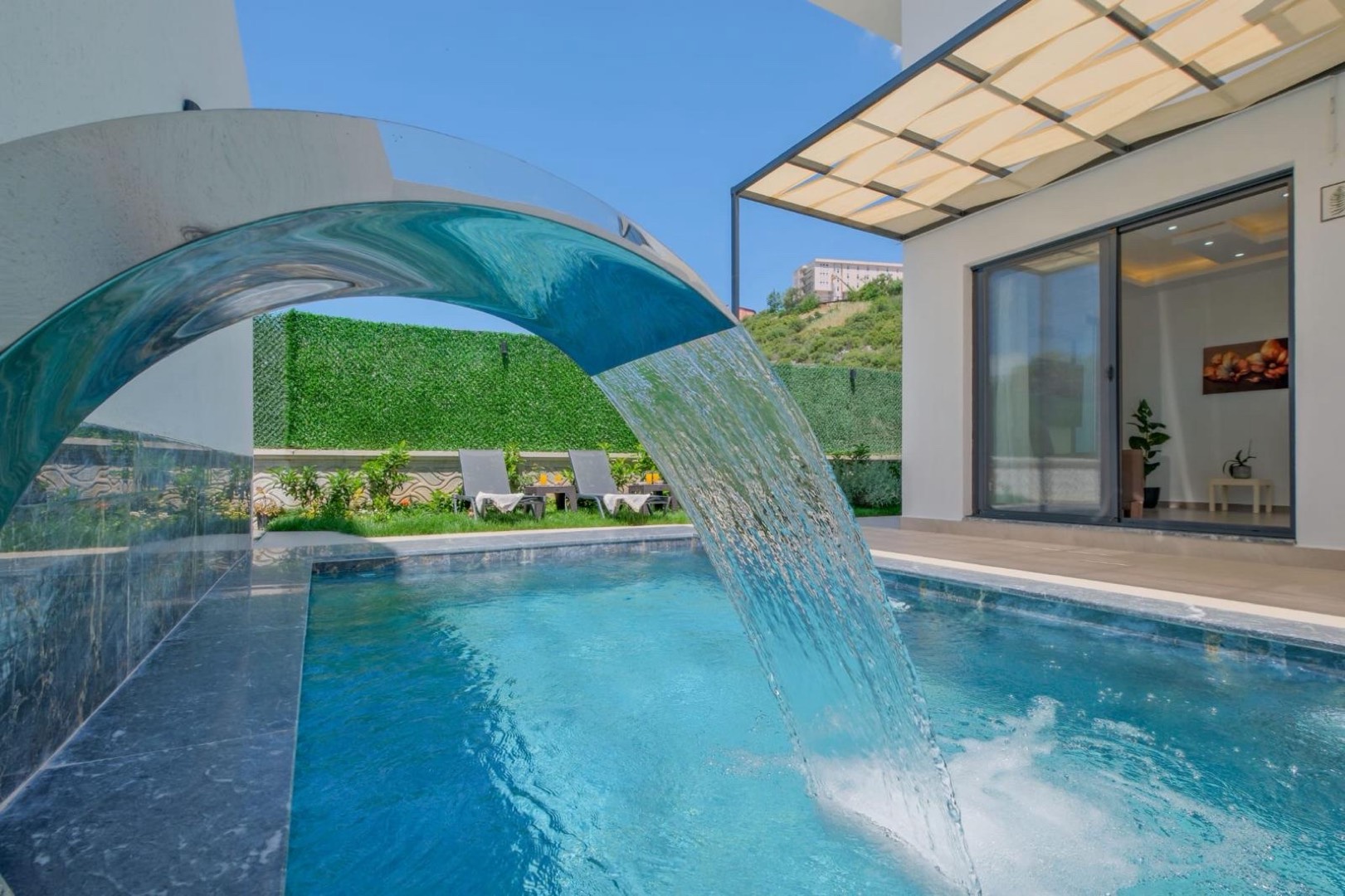 Fethiye Karaçulha'da Sakin Konumda, Özel Havuzlu, Bahçeli Villa 45998 — 2