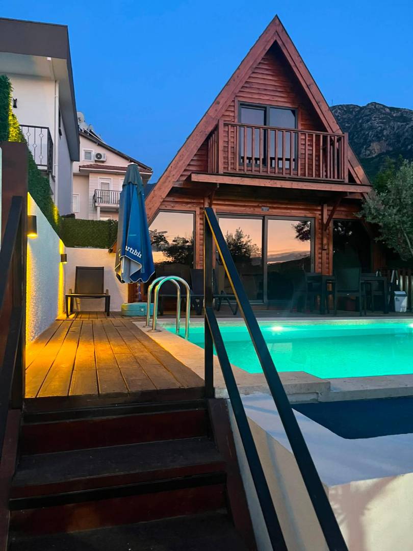 Fethiye Ölüdeniz'de Merkeze Yakın, Özel Havuzlu, Ferah Bungalov 45804