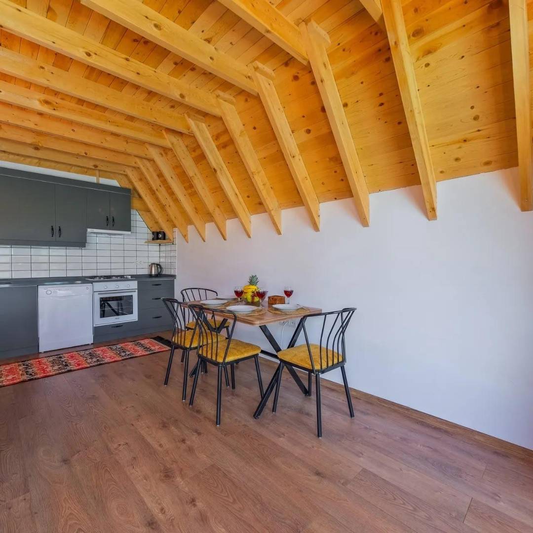 Fethiye Ölüdeniz'de Merkeze Yakın, Özel Havuzlu, Ferah Bungalov 45804 — 9