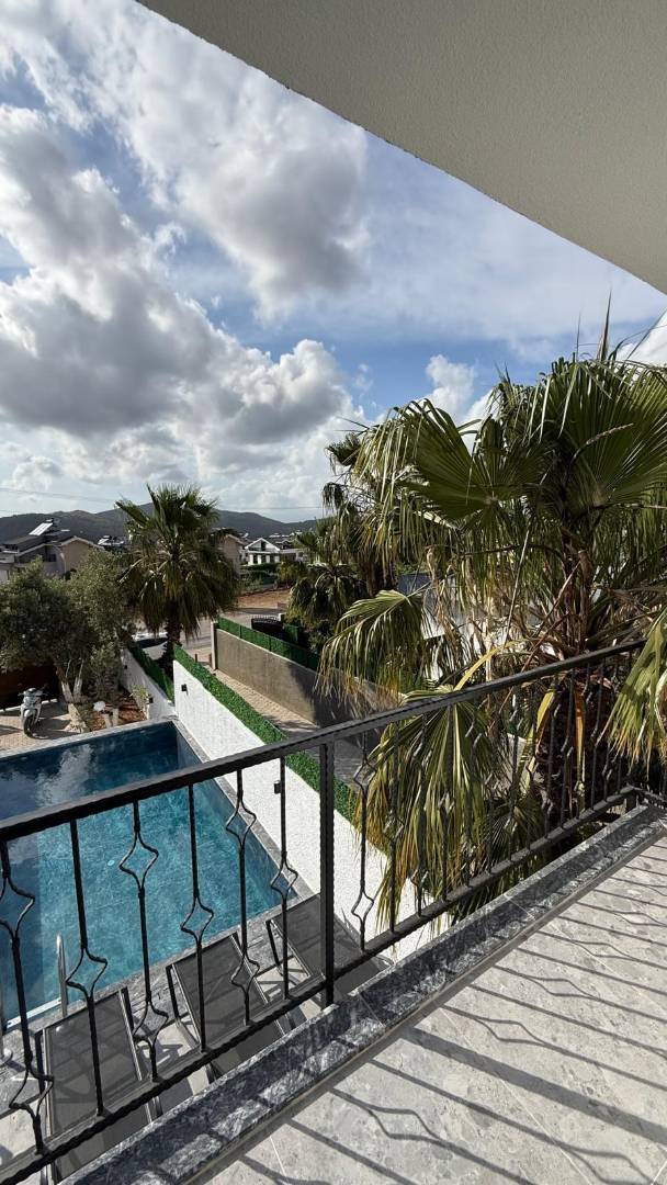 Fethiye Ölüdeniz'de Merkezi Konumda, Özel Havuzlu, Kiralık Villa