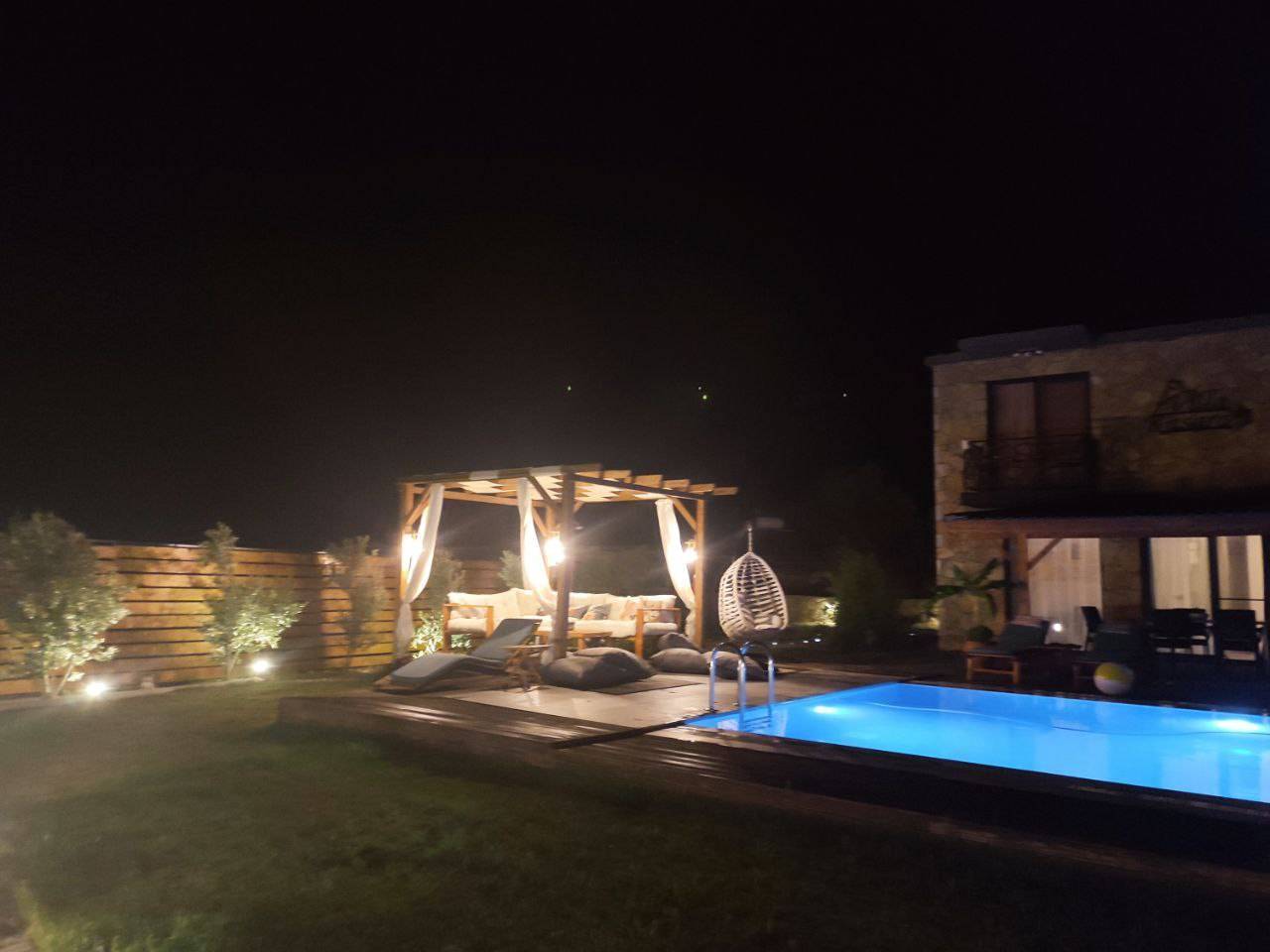 Marmaris Söğüt'te Enfes Deniz Manzaralı, Özel Havuzlu, Otantik Villa