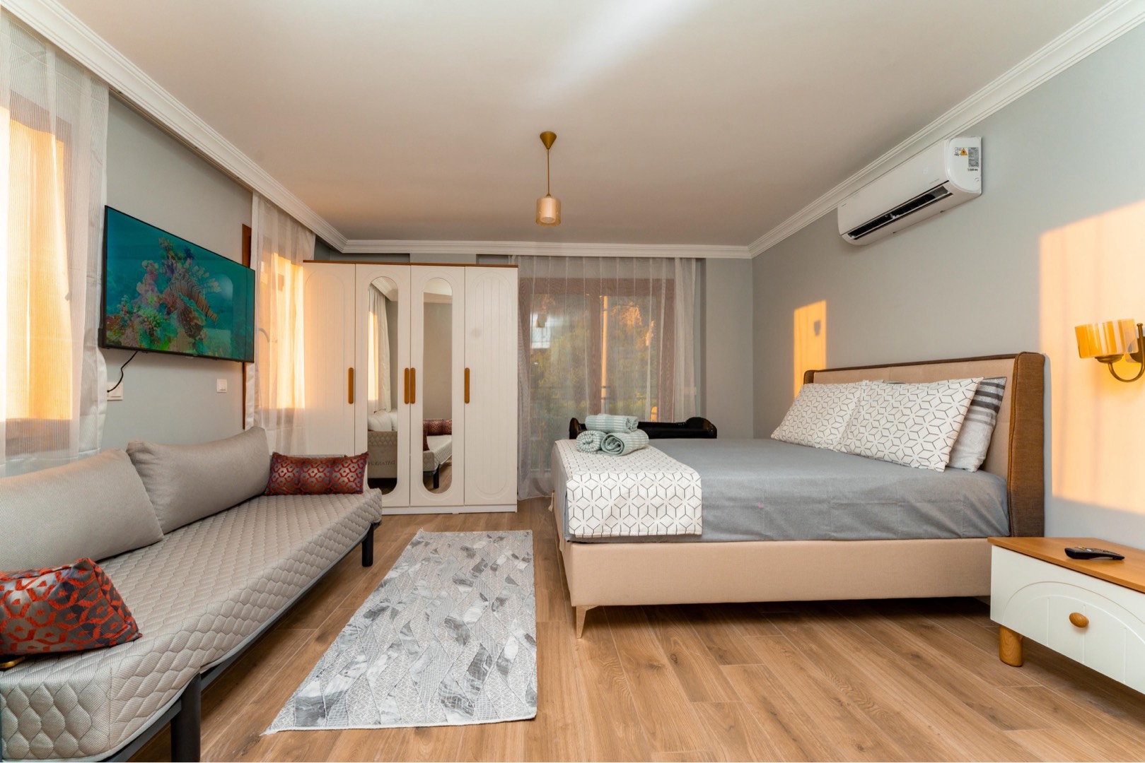 Marmaris Orhaniye'de Geniş Ailelere Uygun, Özel Havuzlu, Bahçeli Villa