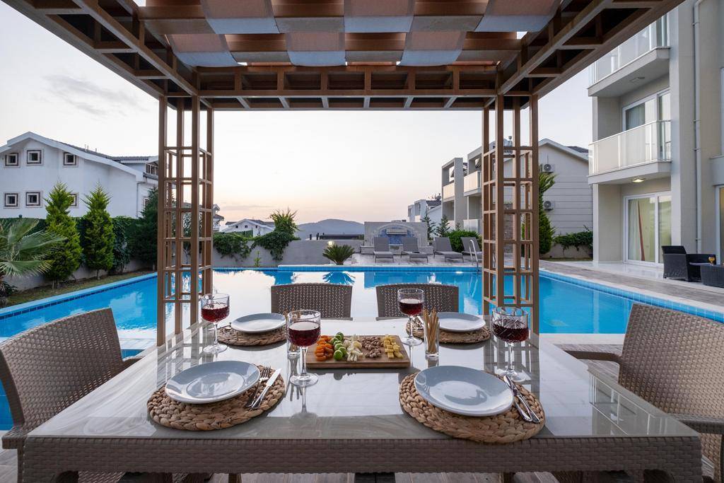 Fethiye Ölüdeniz'de Geniş Bahçeli, Özel Havuzlu, Kiralık Villa 46016 — 3