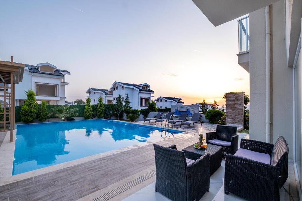 Fethiye Ölüdeniz'de Geniş Bahçeli, Özel Havuzlu, Kiralık Villa 46016 — 5