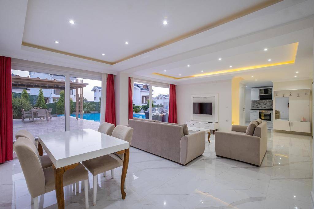 Fethiye Ölüdeniz'de Geniş Bahçeli, Özel Havuzlu, Kiralık Villa 46016 — 9