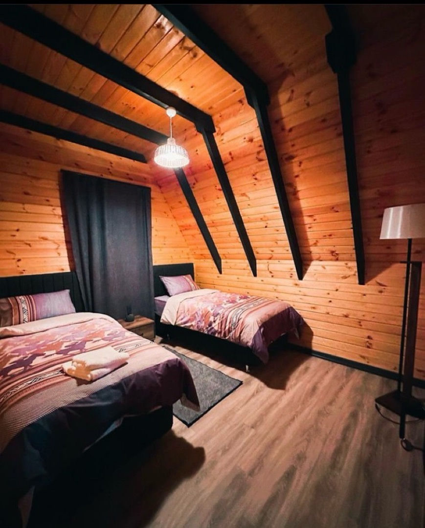 Sapanca Kuruçeşme'de Huzurlu Doğada, Özel Havuzlu, 4 Kişilik Bungalov