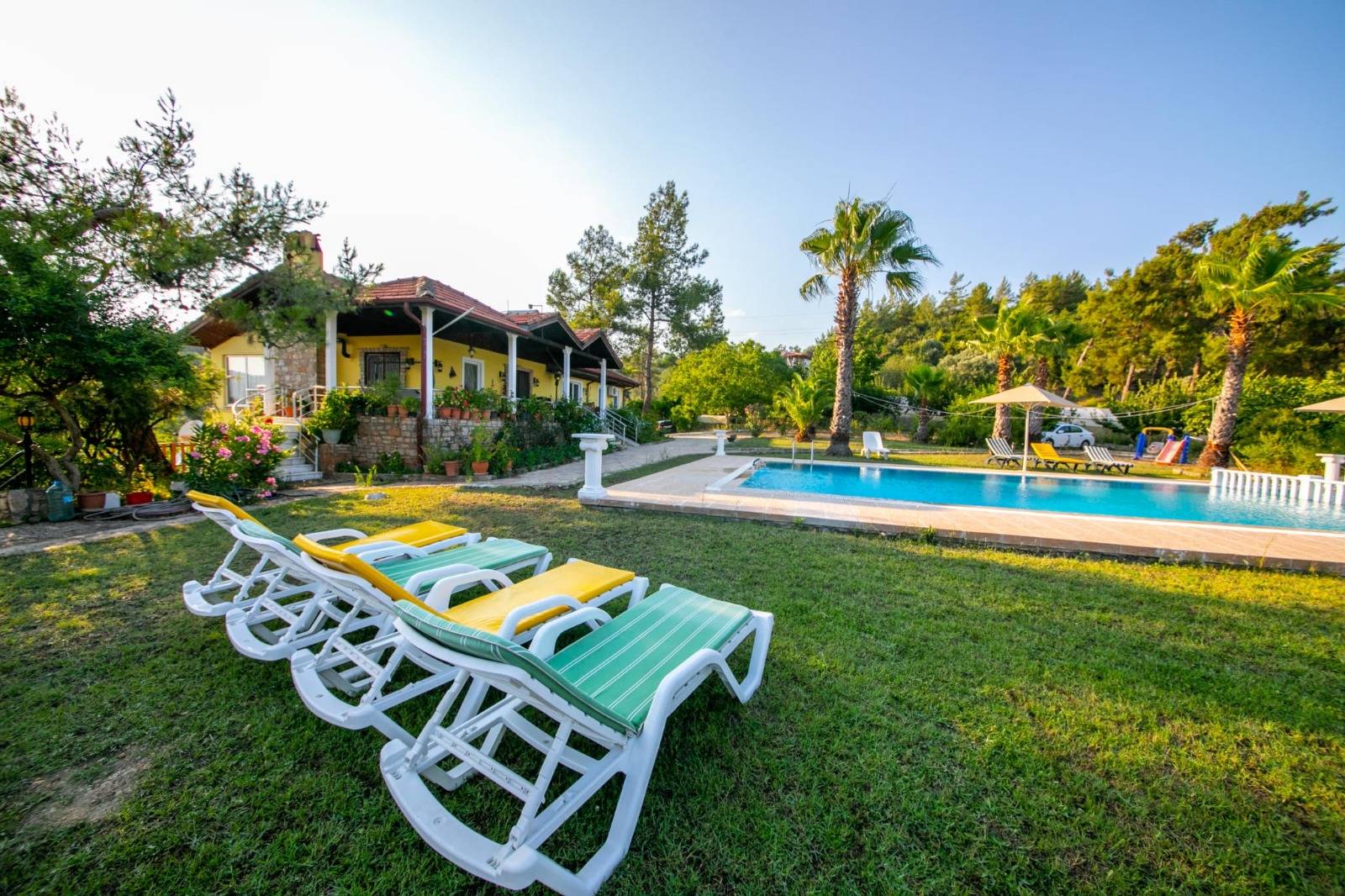 Ula Kızılyaka Kalabalık Ailelere Uygun, Özel Havuzlu, Geniş Villa