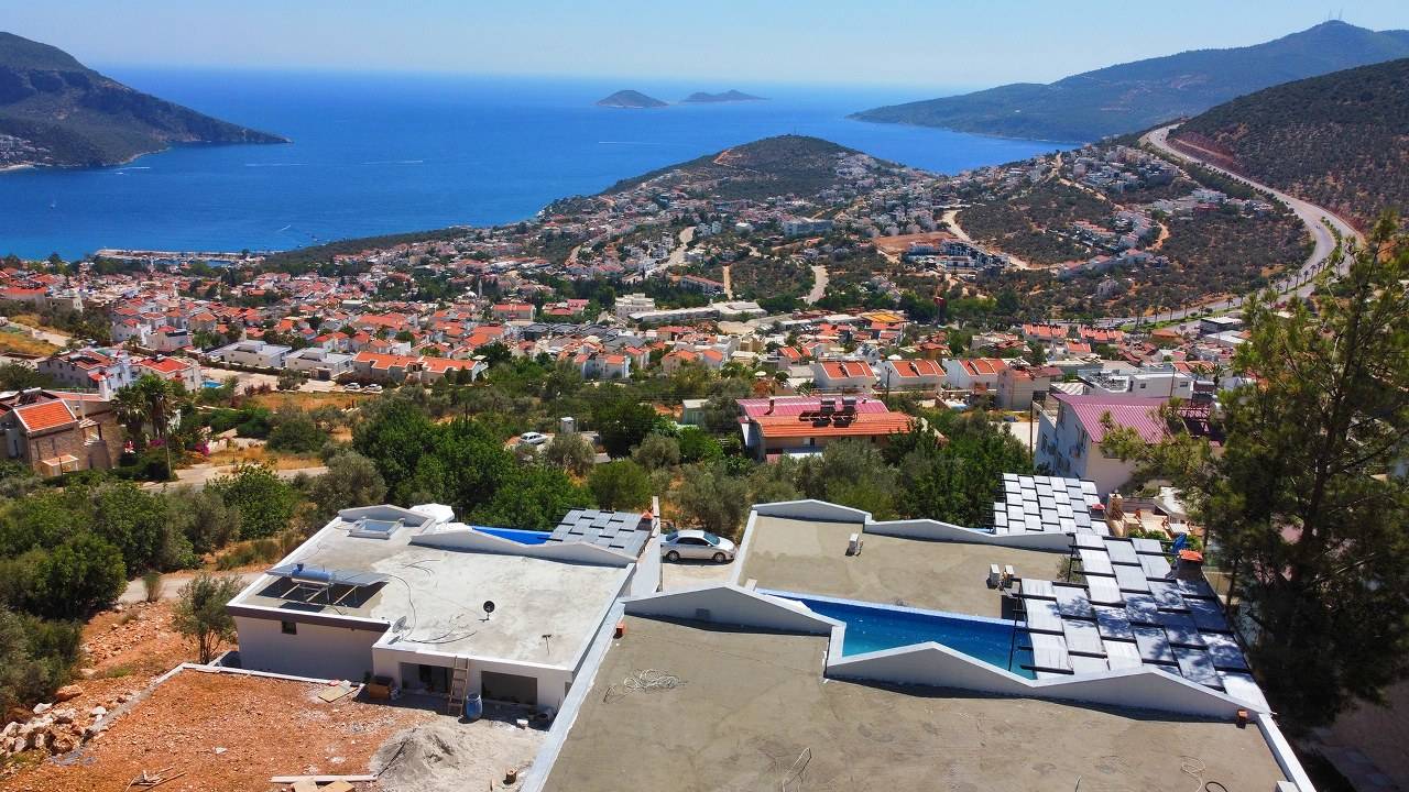 Kalkan Akbel'de Deniz Manzaralı, Özel Havuzlu, Balayı Çiftlerine Uygun Villa