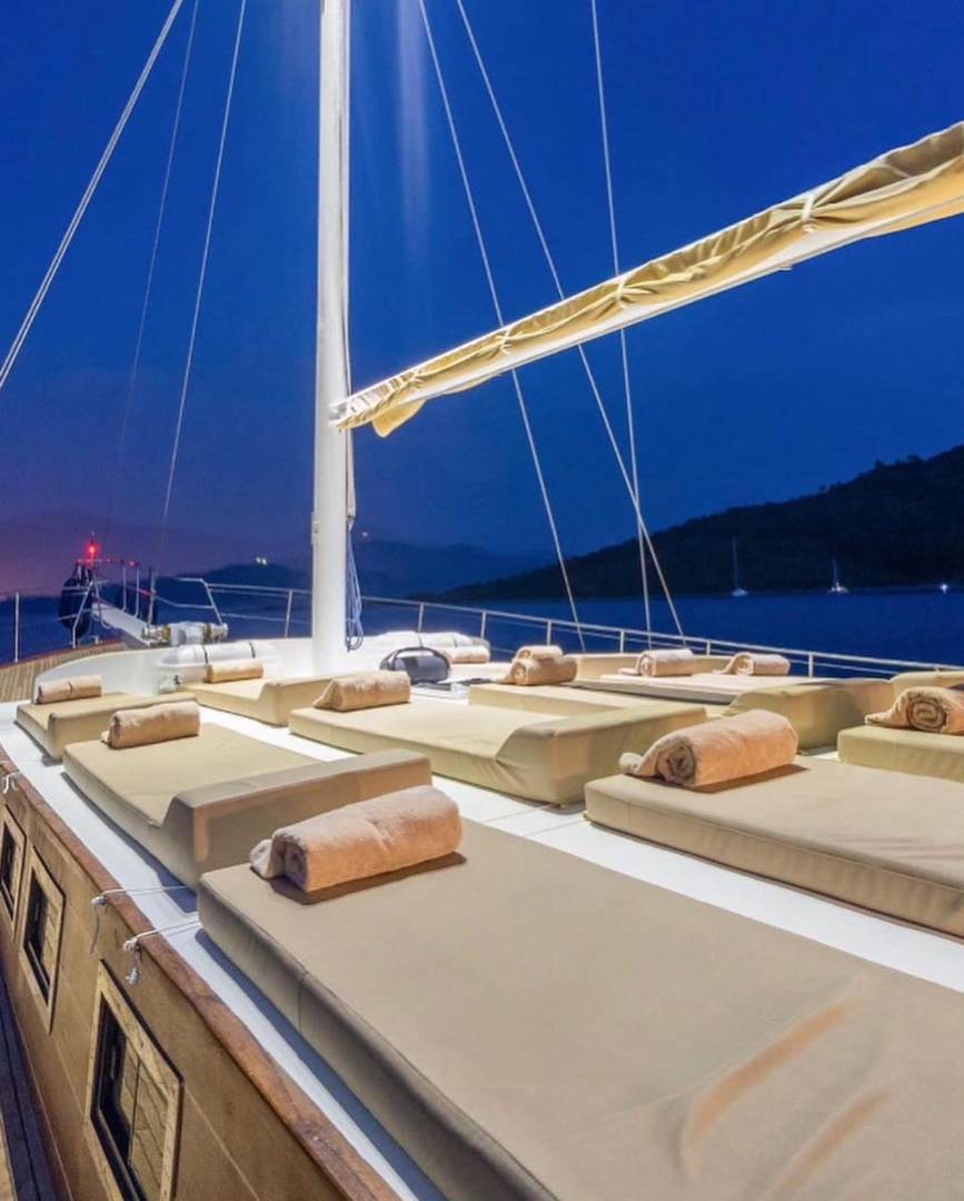 Muğla Göcek'te Kalabalık Gruplara Uygun, 5 Kabinli Kiralık Gulet - 5