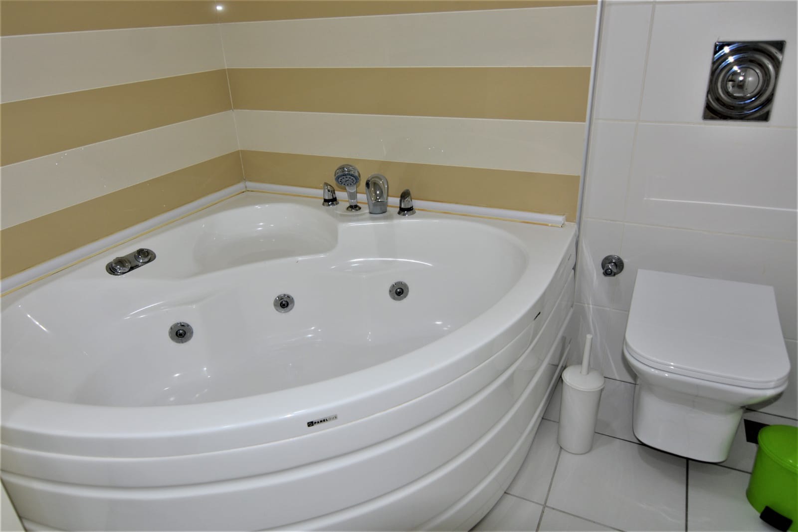 Serik Belek'te Site İçerisinde, Ortak ve Özel Havuzlu, Lüks Kiralık Villa 