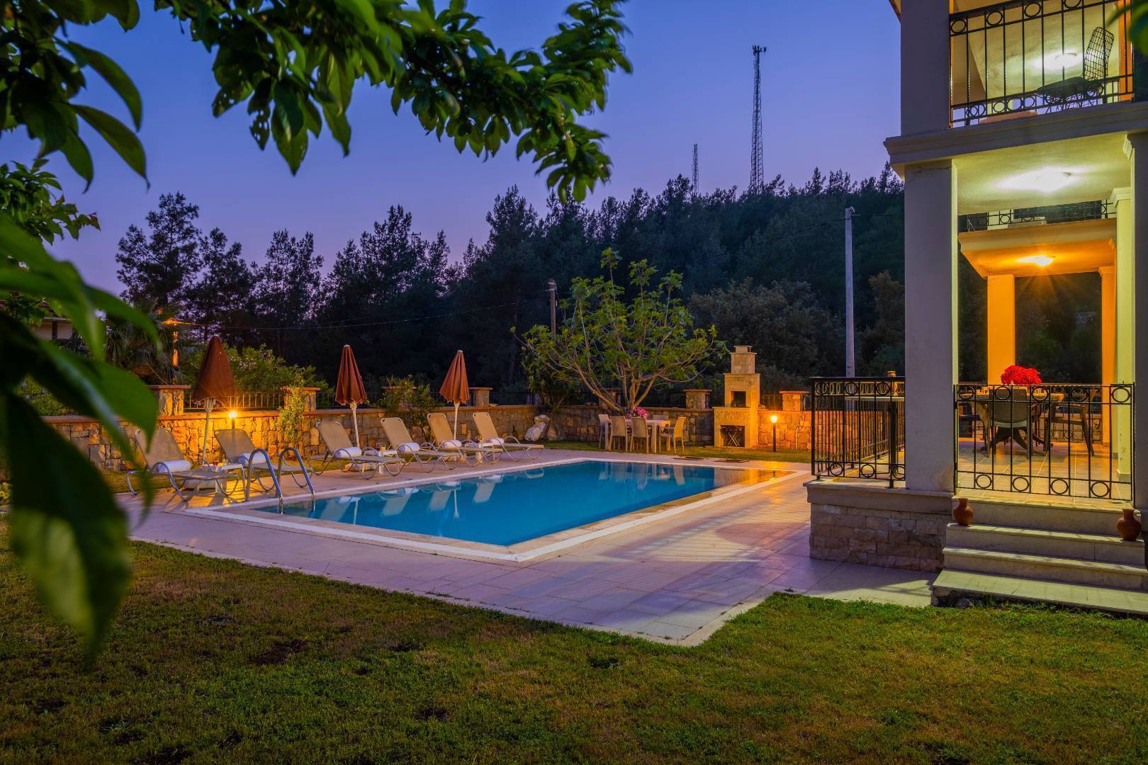 Fethiye Ovacık'ta Muhteşem Doğa Manzaralı, Özel Havuzlu, Teraslı Lüks Villa
