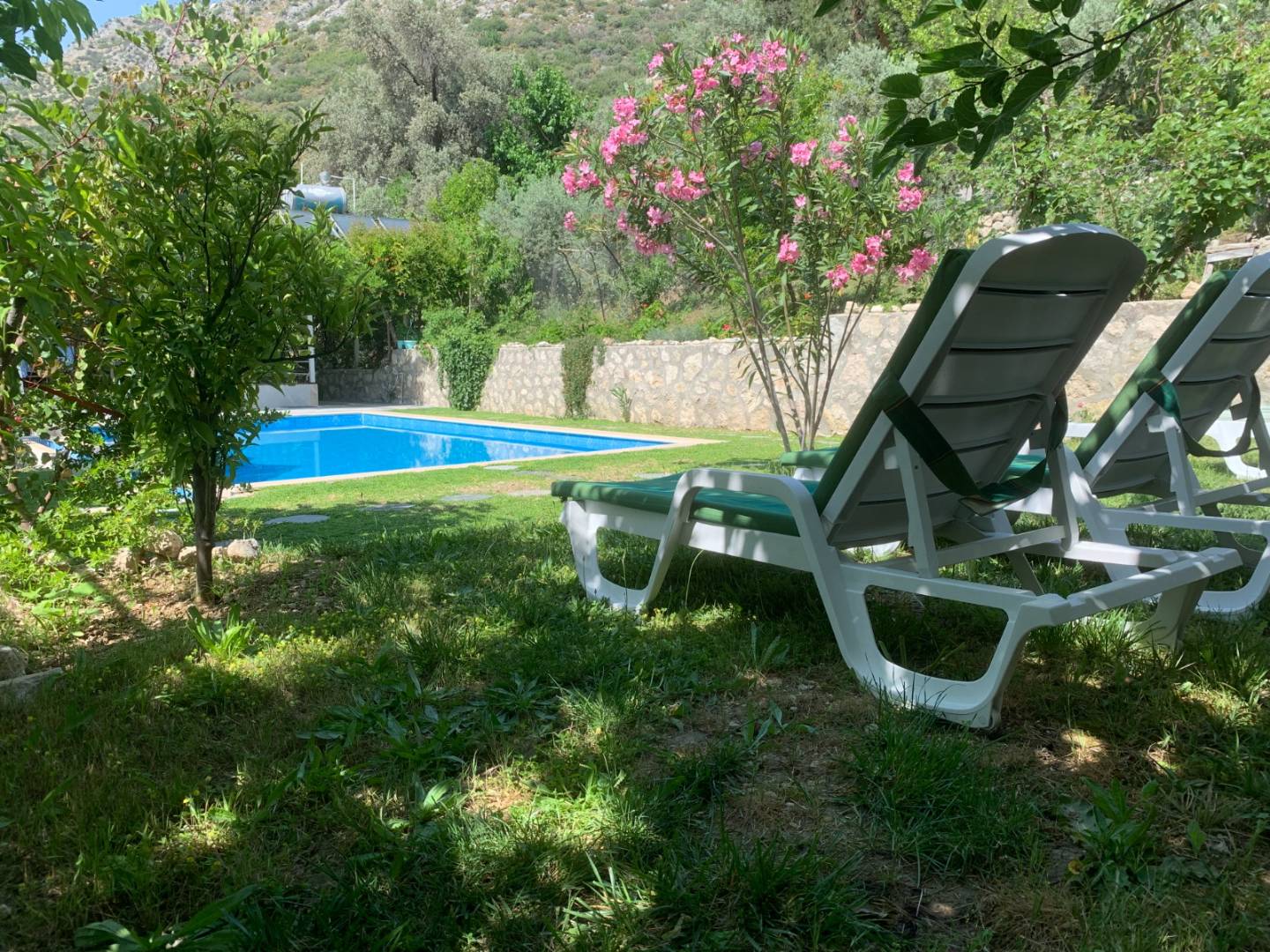 Kalkan Üzümlü'de Yemyeşil Bahçeli, Özel Havuzlu, Yazlık Kiralık Villa