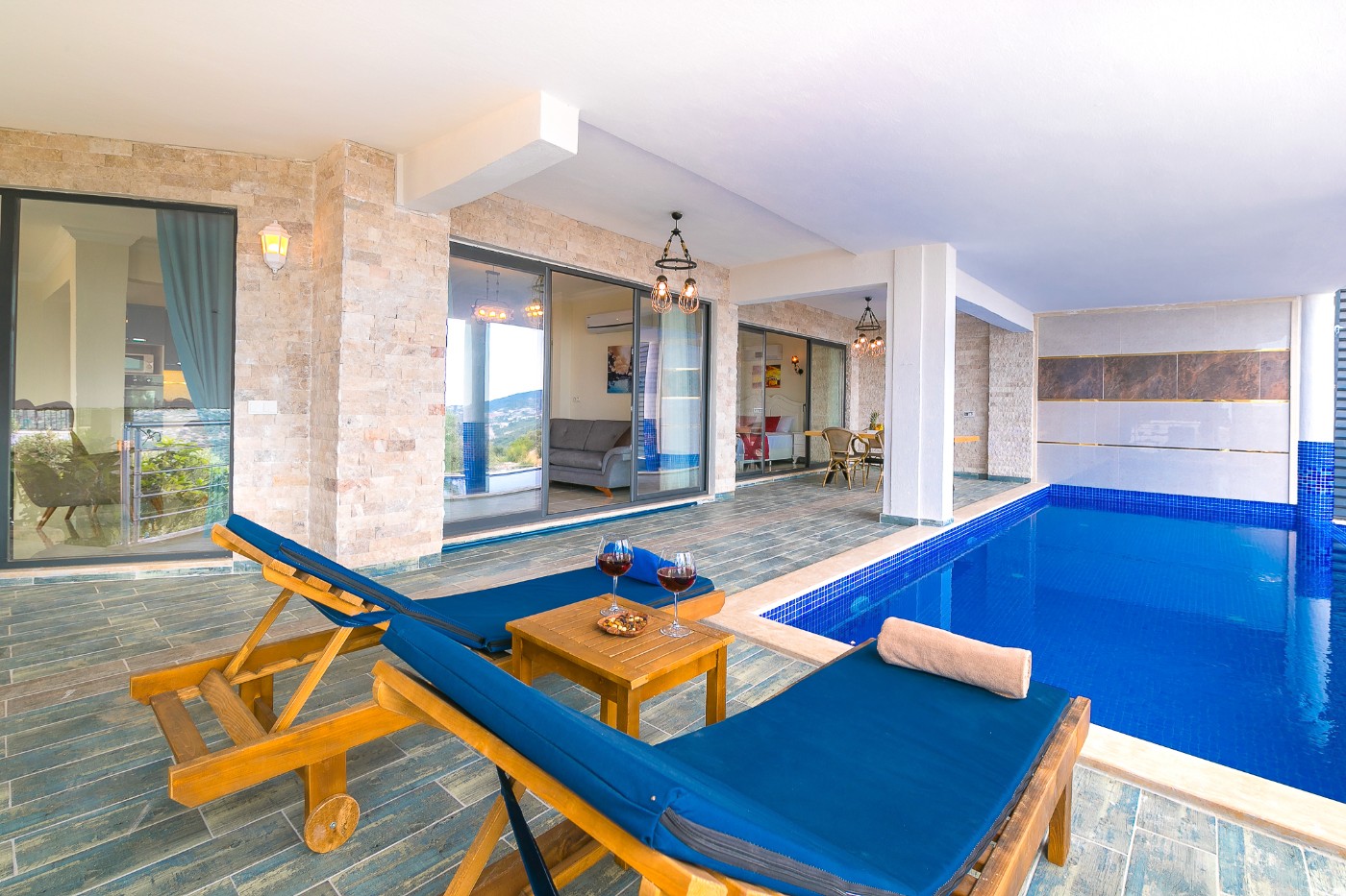 Kalkan Akbel'de Enfes Deniz Manzaralı, Korunaklı Özel Havuzlu, Kiralık Yazlık Villa