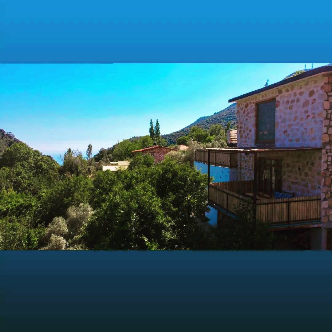 Kaş Sarıbelen'de Doğa Manzaralı, Kalabalık Aileler İçin Uygun, Kiralık Villa