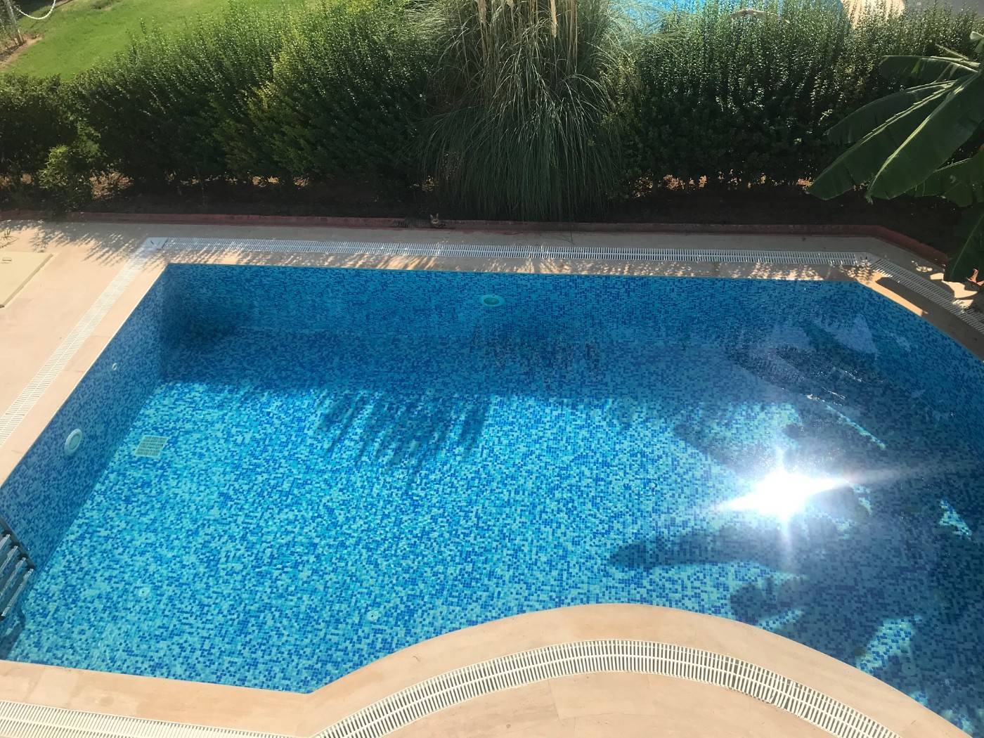 Antalya Serik'te Site İçerisinde, Özel Havuzlu, Geniş Bahçeli Villa-21665