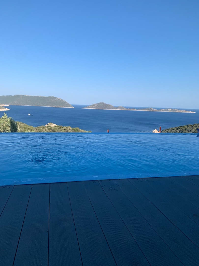 Antalya Kaş'ta Eşsiz Deniz Manzaralı, Özel Havuzlu, Kiralık Villa