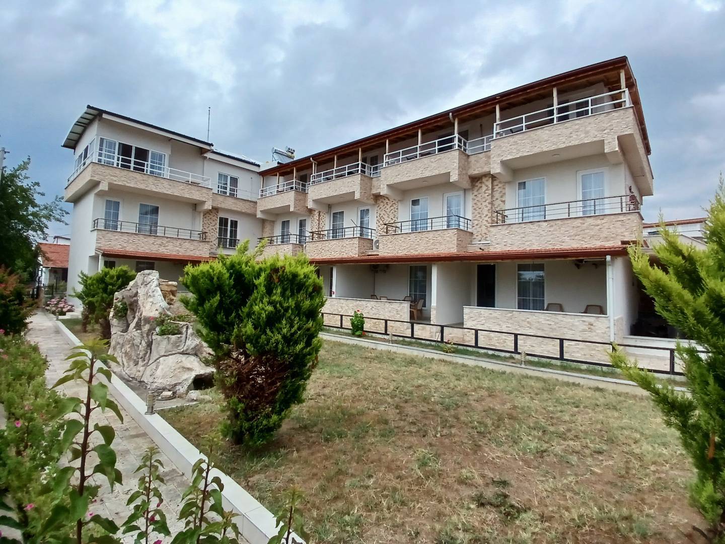 Balıkesir Avşa'da Denize Yürüme Mesafesinde, 1+1, 3 Kişilik Suite Daire