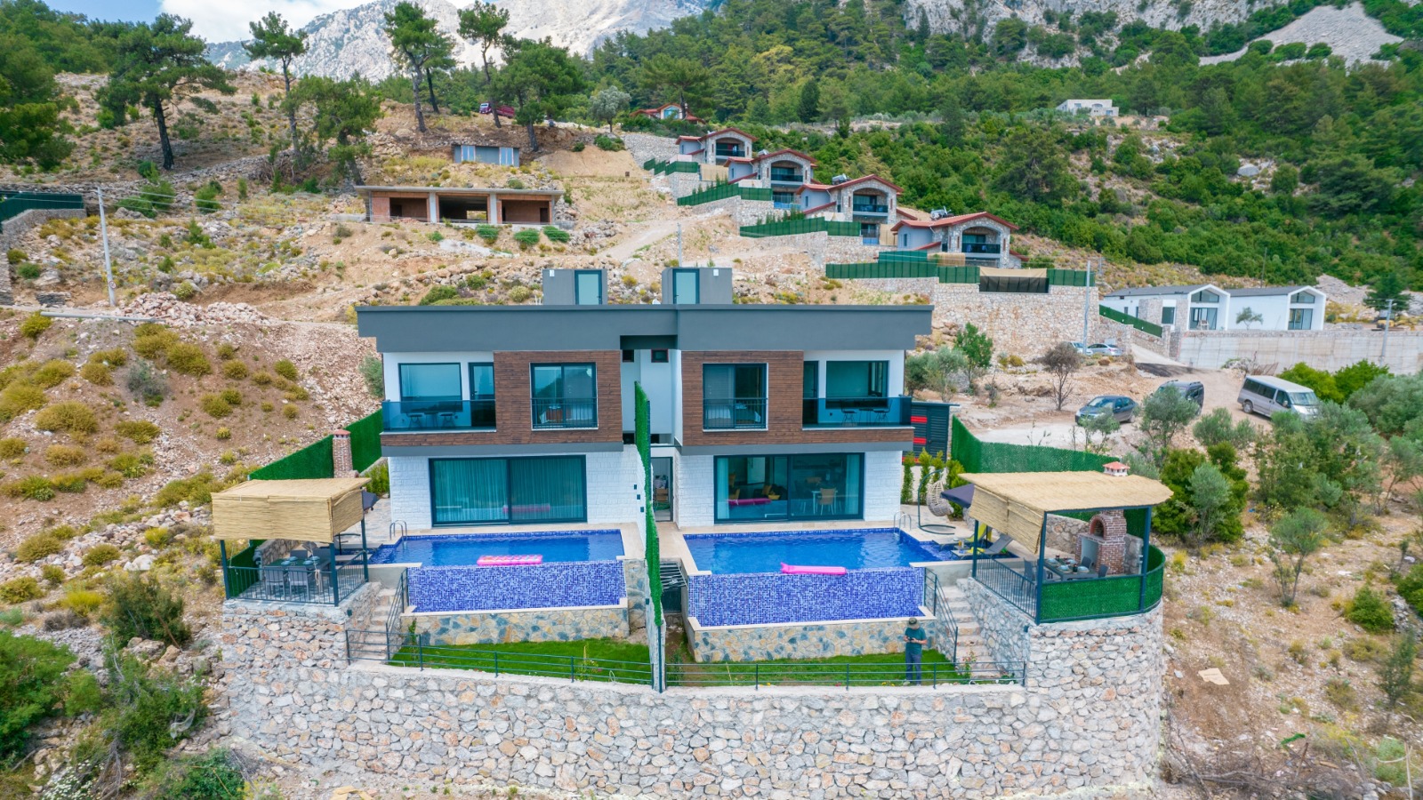 Fethiye Faralya'da Eşsiz Doğa İçerisinde, Özel Havuzlu, Jakuzili, 4 Kişilik Kiralık Villa