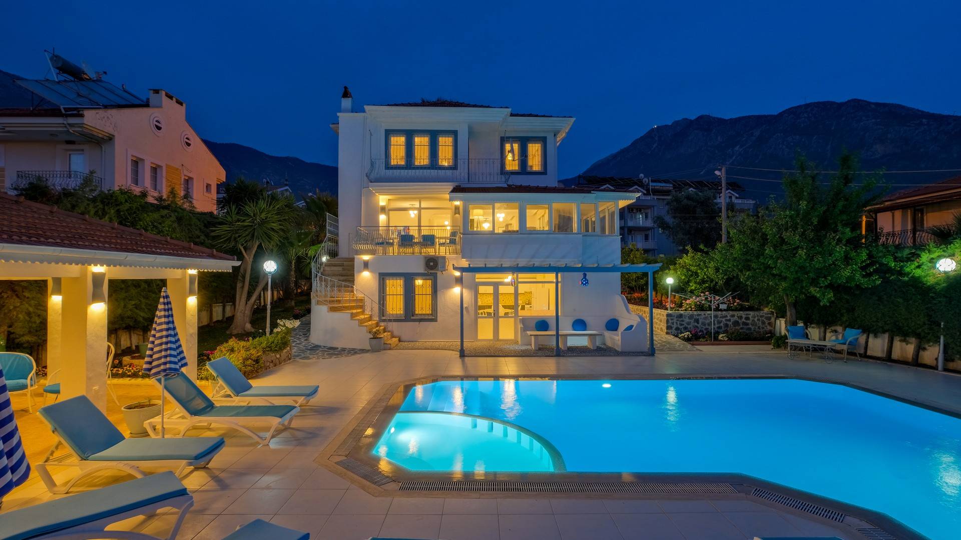 Fethiye Ölüdeniz'de Geniş Ailelere Uygun, Özel Havuzlu, Yazlık Villa