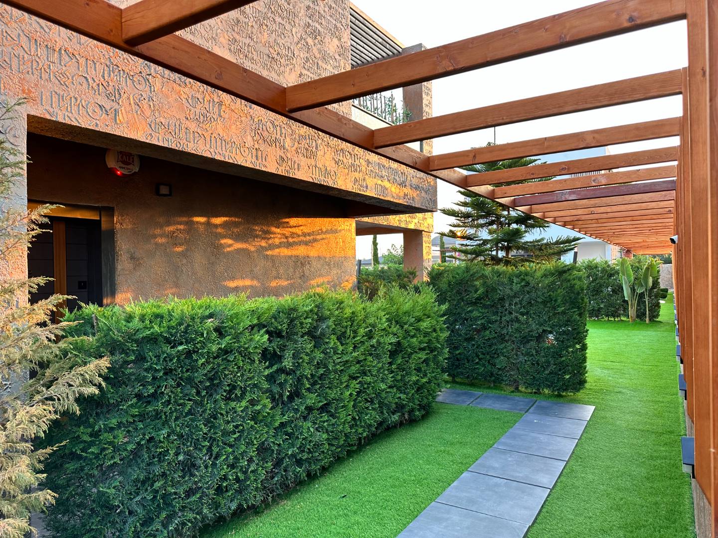 Belek Kadriye'de Modern Mimarili, Özel Havuzlu, Dubleks Loft Villa